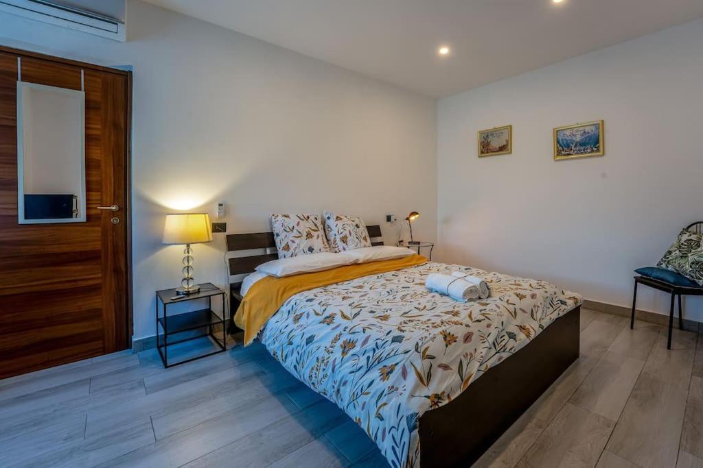 Appartamento Borgo Antico Paruzzaro Esterno foto