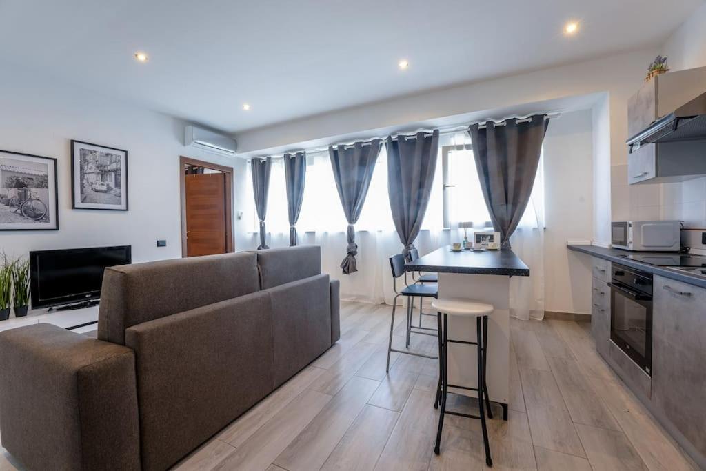 Appartamento Borgo Antico Paruzzaro Esterno foto